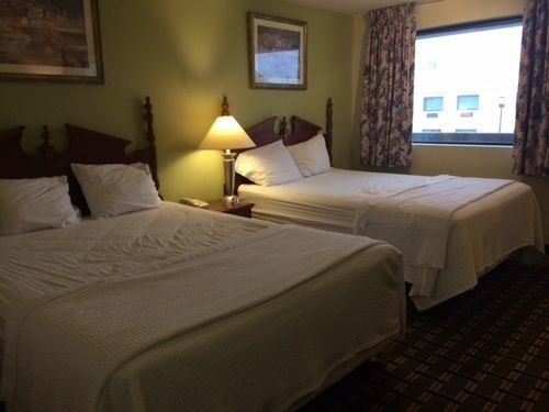 Hospitality Inn Bowmansville 외부 사진