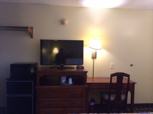 Hospitality Inn Bowmansville 외부 사진